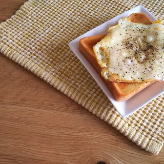 簡単モーニング☆エッグチーズトースト